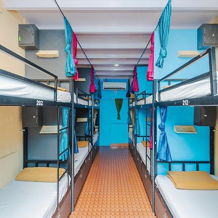 New Dormitory Afra Мумбаї Екстер'єр фото