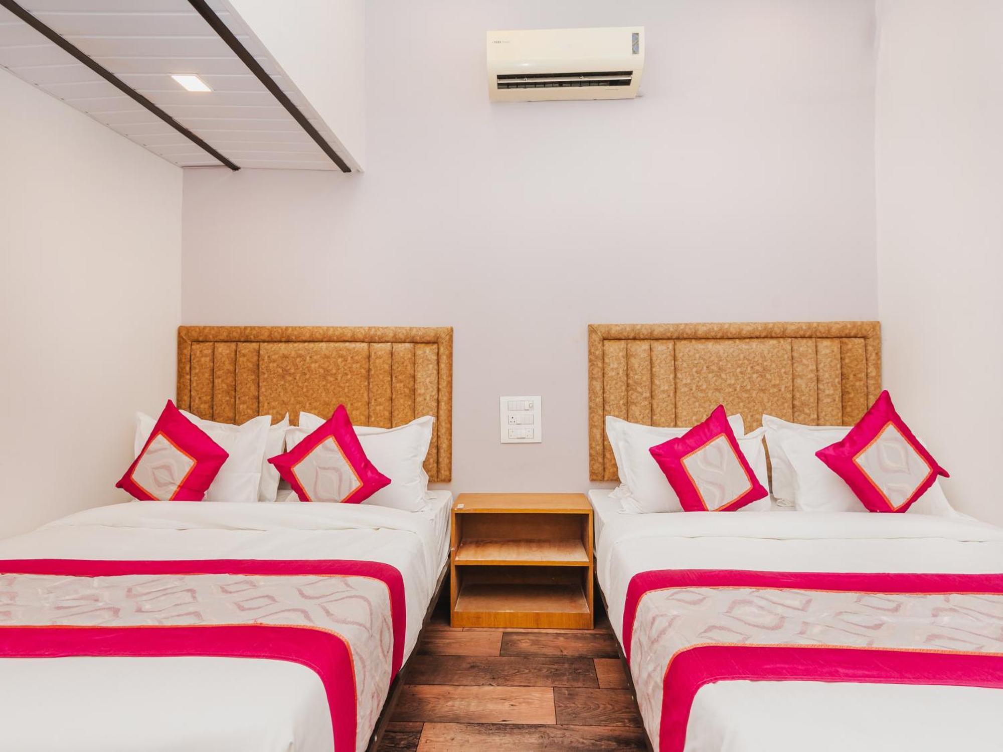 New Dormitory Afra Мумбаї Екстер'єр фото