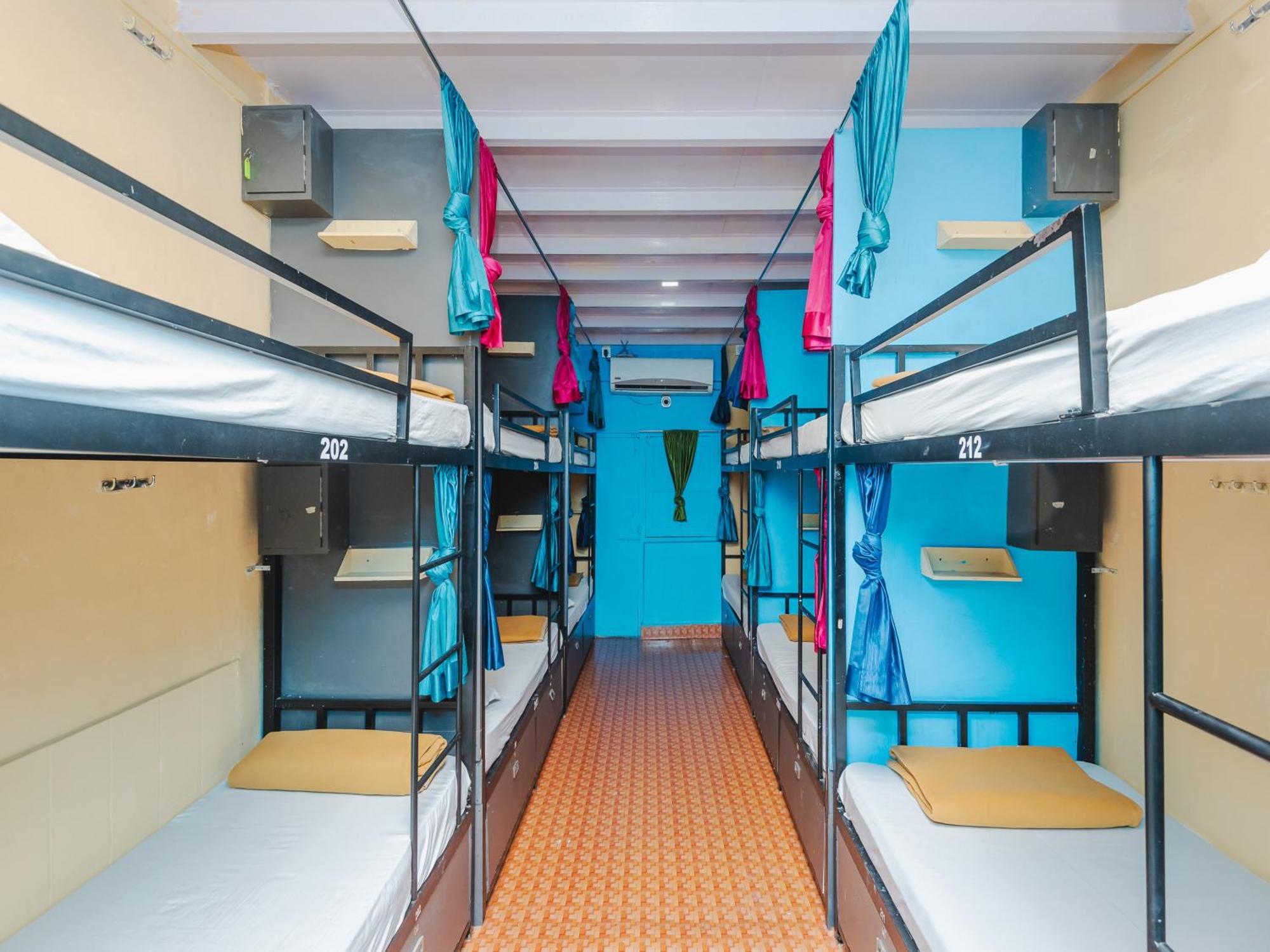 New Dormitory Afra Мумбаї Екстер'єр фото